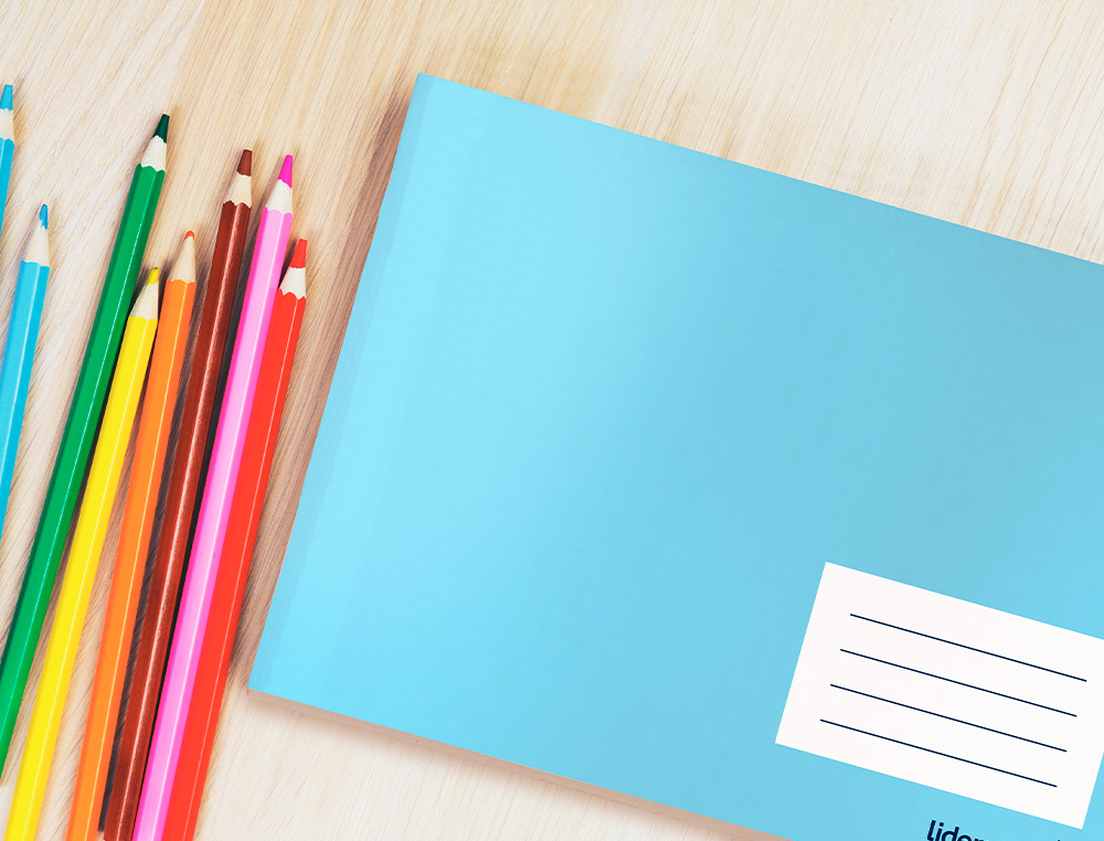 LIBRETA LIDERPAPEL SMART A5 APAISADO 32H 60GR CUADRO 4MM CON MARGEN