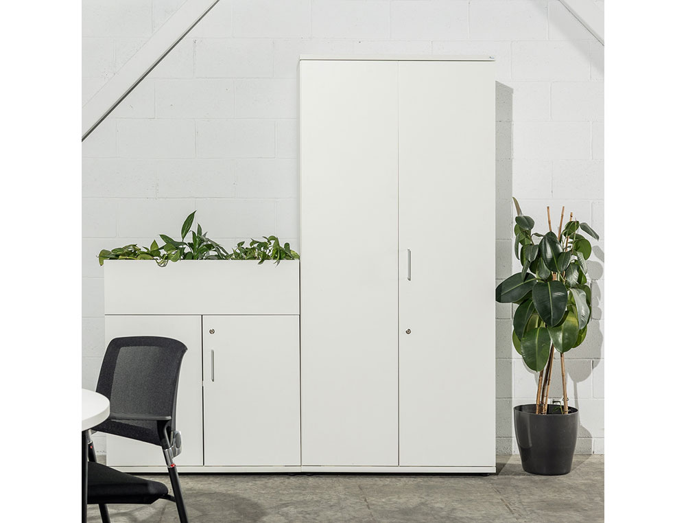 ARMARIO ROCADA CON CUATRO ESTANTE Y DOS PUERTAS INFERIORES SERIE STORE 195X90X45 CM ACABADO GRIS/HAYA